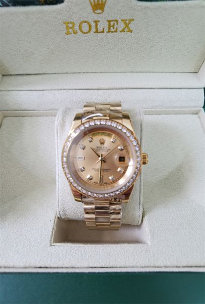 with original box luxury fashion watches 18k yellow gold diamond dial & bezel 18038 automatic men's watch wristwatch 2021, Slivery;brown
with original box luxury fashion watches 18k yellow gold diamond dial & bezel 18038 automatic men's watch wristwatch 2021, Slivery;brown