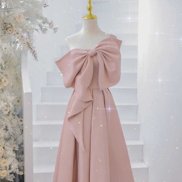 luxury evening dress 2021 autumn evening wedding toast engagement long performance temperament bride host female, Black;gray
luxury evening dress 2021 autumn evening wedding toast engagement long performance temperament bride host female, Black;gray