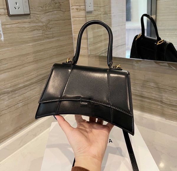 discount luxury designer hourglass ladies bag crocodile pattern handbag leather hour glass women totes purses classic crossbody
discount luxury designer hourglass ladies bag crocodile pattern handbag leather hour glass women totes purses classic crossbody