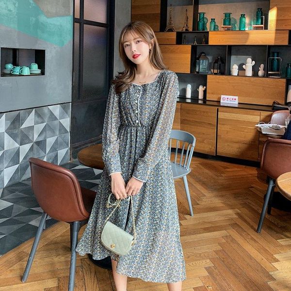 spring autumn dress print boho long chiffon women floral square collar casual single-breasted elegant dresses vestido 2021, Black;gray
spring autumn dress print boho long chiffon women floral square collar casual single-breasted elegant dresses vestido 2021, Black;gray