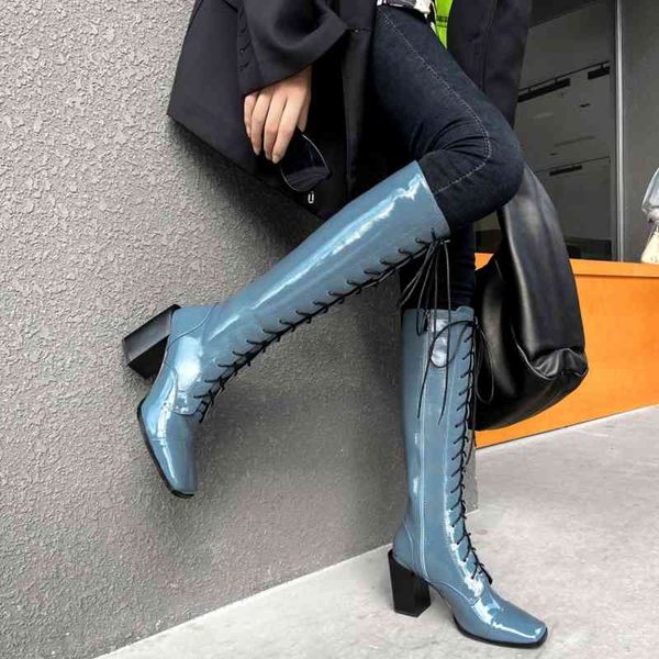 winter knight boots square toe thick heel high heel patent leather knee-high boots cross strap side zipper boots plus size 210507, Black
winter knight boots square toe thick heel high heel patent leather knee-high boots cross strap side zipper boots plus size 210507, Black