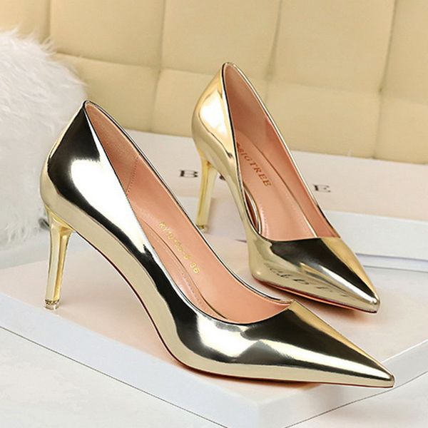 fashion high heels women party shoes office ladies heeled shoes brand women pumps pointed toe thin heel 8cm plus size 42 a3188, Black
fashion high heels women party shoes office ladies heeled shoes brand women pumps pointed toe thin heel 8cm plus size 42 a3188, Black