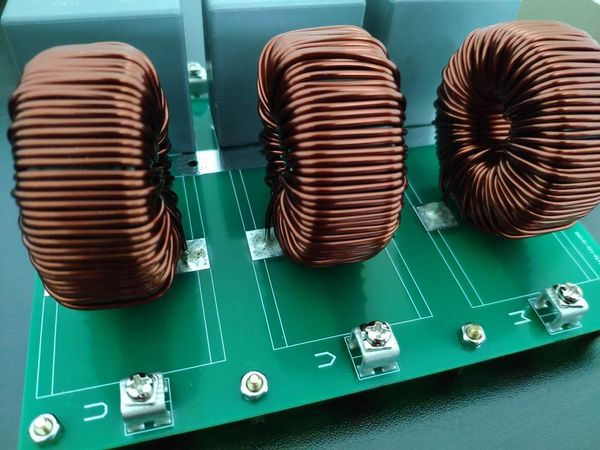 three-phase lc filter spwm / svpwm inverter low-pass inductor capacitor output sinusoid fingerprint access control
three-phase lc filter spwm / svpwm inverter low-pass inductor capacitor output sinusoid fingerprint access control