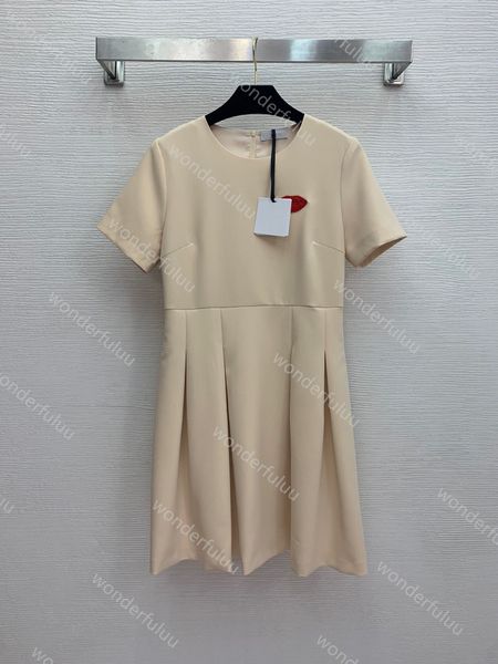 2021ss womens casual dress fashion women designers clothes for office skirt great quality cotton lady prom dresses does not shrink tht7, Black;gray
2021ss womens casual dress fashion women designers clothes for office skirt great quality cotton lady prom dresses does not shrink tht7, Black;gray