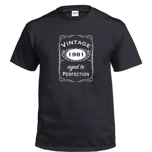 vintage aged to perfection 1981 80s birthday gift whiskey gift cotton t-shirt, White;black
vintage aged to perfection 1981 80s birthday gift whiskey gift cotton t-shirt, White;black