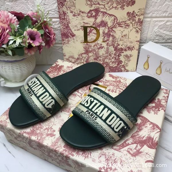slippers 2021 new flat slippers women's fashion dress d home embroidered letter one line slippers beach sandal women zly {category}, Black
slippers 2021 new flat slippers women's fashion dress d home embroidered letter one line slippers beach sandal women zly {category}, Black