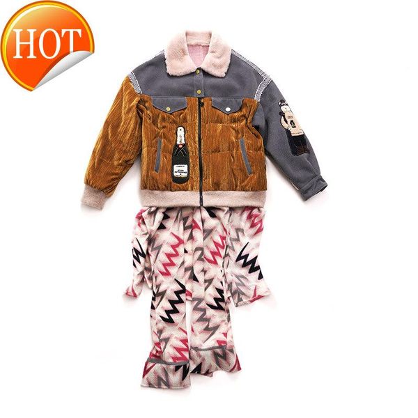 2021winter merino sheepskin wool fur integrated bottom coat women's jackets, Black;brown
2021winter merino sheepskin wool fur integrated bottom coat women's jackets, Black;brown