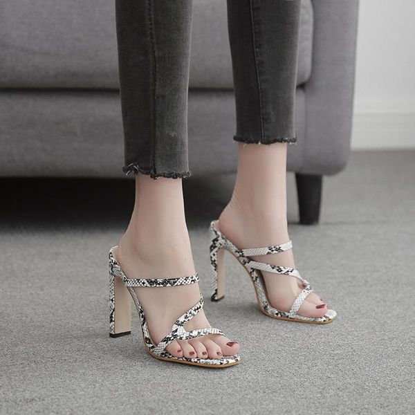 shoes women fretwork heels snakeskin heeled mules ladies' slippers pantofle soft thin high flat 2021 rubber fabric basic pu squ, Black
shoes women fretwork heels snakeskin heeled mules ladies' slippers pantofle soft thin high flat 2021 rubber fabric basic pu squ, Black