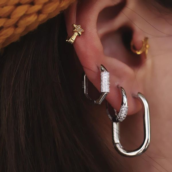 hoop & huggie aomu korean retro fashion oval rhinestone earrings exquisite temperament small flashing for female, Golden;silver
hoop & huggie aomu korean retro fashion oval rhinestone earrings exquisite temperament small flashing for female, Golden;silver
