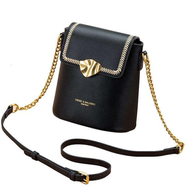 head leather bucket bag women's msenger 2021 fashion trend one shoulder mobile
head leather bucket bag women's msenger 2021 fashion trend one shoulder mobile