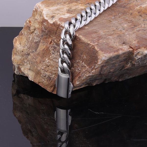 charm bracelets cuban link chain 10mm bracelet high polished silver color hip hop iced for rapper men jewelry, Golden;silver
charm bracelets cuban link chain 10mm bracelet high polished silver color hip hop iced for rapper men jewelry, Golden;silver