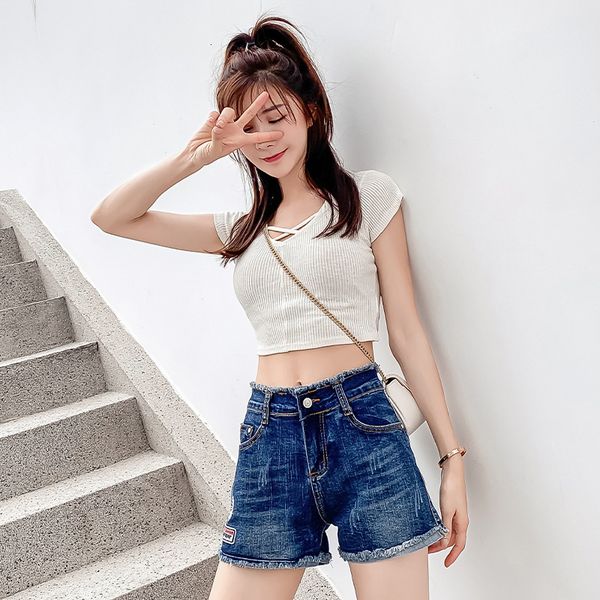 women's shorts embroidered stretch denim summer wear korean daisy high show thin loose leg a student pants fashion, White;black
women's shorts embroidered stretch denim summer wear korean daisy high show thin loose leg a student pants fashion, White;black