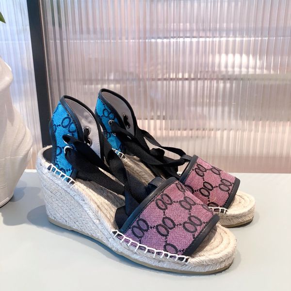2021 selling luxury leisure women sandals high heels shoes true leather womens shoes size 35-40 designer slides shoes, Black
2021 selling luxury leisure women sandals high heels shoes true leather womens shoes size 35-40 designer slides shoes, Black