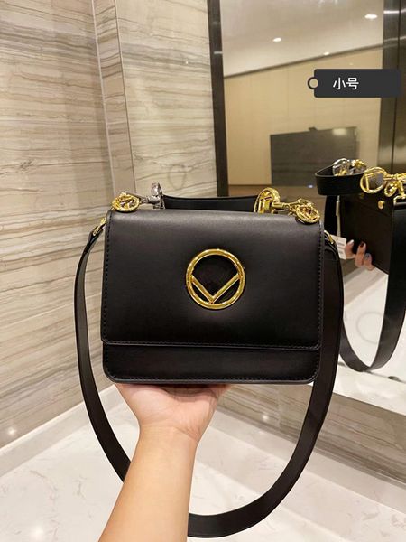 ladies fashion shoulder bag designer brand handbag leather metal sequin letter messenger bag chain bag
ladies fashion shoulder bag designer brand handbag leather metal sequin letter messenger bag chain bag