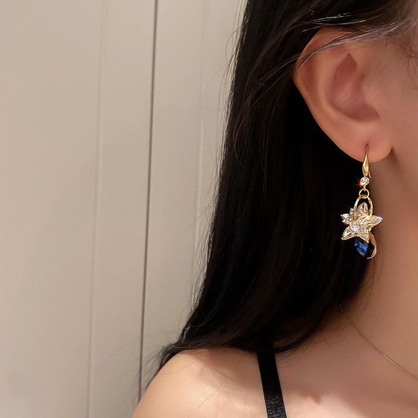 dangle & chandelier selling fashion jewelry personality trendy rhinestone drop flower earrings temperament for women birthday gift, Silver
dangle & chandelier selling fashion jewelry personality trendy rhinestone drop flower earrings temperament for women birthday gift, Silver