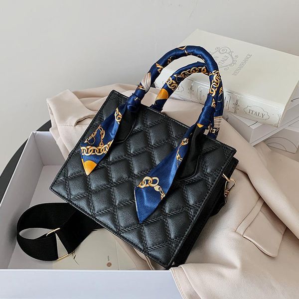 women's bag quilted fashion embroidery thread pouches handbag trend shoulder messenger portable square bags
women's bag quilted fashion embroidery thread pouches handbag trend shoulder messenger portable square bags