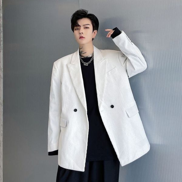 2021 new autumn rhinestone corduroy fabric men's suit jacket black white korean trend long sleeve thick blazer chic, White;black
2021 new autumn rhinestone corduroy fabric men's suit jacket black white korean trend long sleeve thick blazer chic, White;black