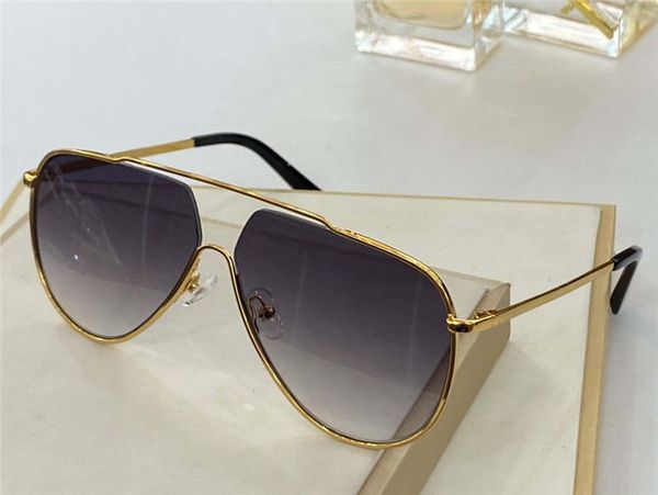 0126 men and women sunglasses fashion retro style anti-ultraviolet lenses are all metal frames with protective cover, White;black
0126 men and women sunglasses fashion retro style anti-ultraviolet lenses are all metal frames with protective cover, White;black