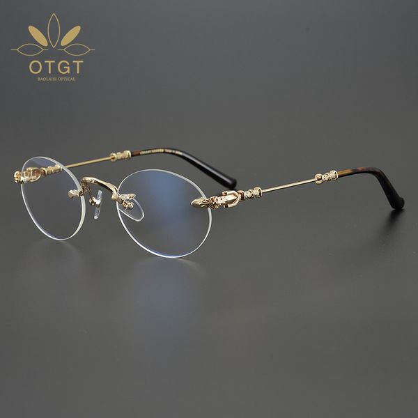 design sunglasses jiandanluoxin ultra light pure titanium round spectacle frame, White;black
design sunglasses jiandanluoxin ultra light pure titanium round spectacle frame, White;black