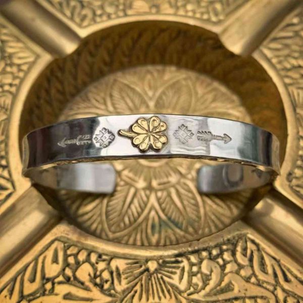 chinese style products omniscient eye 18k clover flat bangle kaji non goros gaoqiao gaogaogaolong japan bwl
chinese style products omniscient eye 18k clover flat bangle kaji non goros gaoqiao gaogaogaolong japan bwl