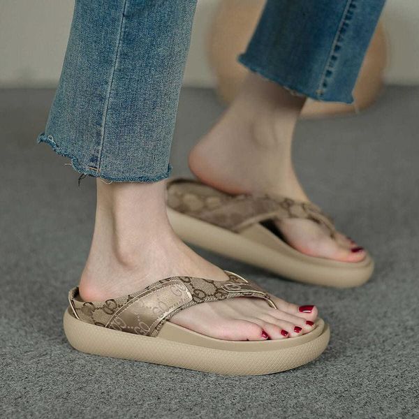 slippers 2021 summer fashion platform sandals and for women's outer wear all-match flip-flops casual flip-flop, Black
slippers 2021 summer fashion platform sandals and for women's outer wear all-match flip-flops casual flip-flop, Black