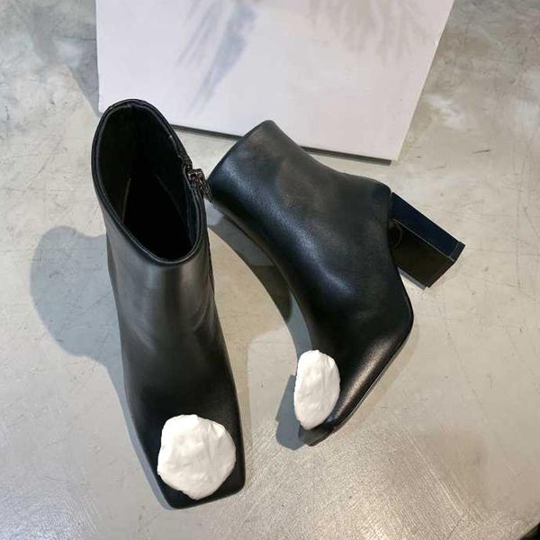 martin boots woman cowhide zipper metal buckle designer ankle boot 100% leather lady high heels fashion autumn winter, Black
martin boots woman cowhide zipper metal buckle designer ankle boot 100% leather lady high heels fashion autumn winter, Black