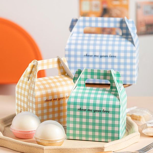 10pcs plaid baking portable pastry box mousse melaleuca cake packaging diy biscuit candy chocolate gift wrap
10pcs plaid baking portable pastry box mousse melaleuca cake packaging diy biscuit candy chocolate gift wrap