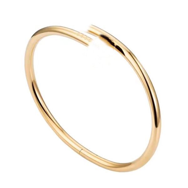 luxury fashion nail bangle with diamonds at the head and tail, titanium steel love bracelet, jewelry exquisite gift box packaging, Black
luxury fashion nail bangle with diamonds at the head and tail, titanium steel love bracelet, jewelry exquisite gift box packaging, Black