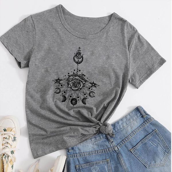 pretty aesthetic refreshing streetwear beautiful women the combination of flowers and stars graphic, White
pretty aesthetic refreshing streetwear beautiful women the combination of flowers and stars graphic, White
