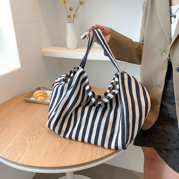 evening bags ladies casual handbags fashion large capacity shopping vintage women stripes printing pattern handbag supplies
evening bags ladies casual handbags fashion large capacity shopping vintage women stripes printing pattern handbag supplies