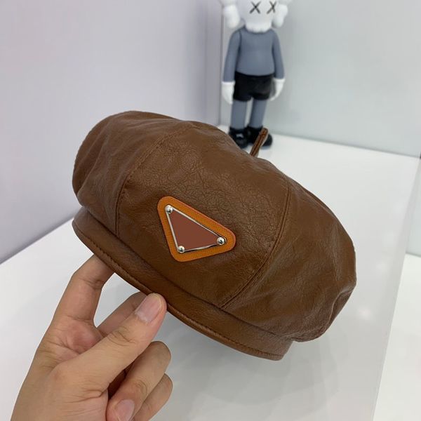 khaki leather beret hat for women retro luxury p designer fashion luxury cap retro berets classic caps fitted hats casquette d2110148hl, Blue;gray
khaki leather beret hat for women retro luxury p designer fashion luxury cap retro berets classic caps fitted hats casquette d2110148hl, Blue;gray