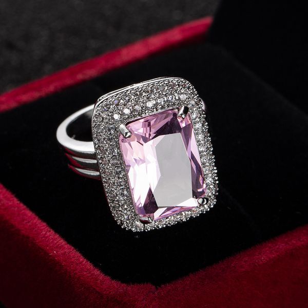 hand jewelry powder zircon selling women's exaggerated ring, Slivery;golden
hand jewelry powder zircon selling women's exaggerated ring, Slivery;golden