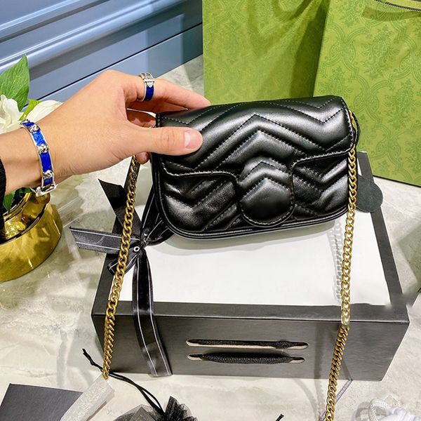 luxury designer crossbody bag shoulder bags totes handbag new pattern pure skin lock plain 1 style with exquisite packaging and original box 
luxury designer crossbody bag shoulder bags totes handbag new pattern pure skin lock plain 1 style with exquisite packaging and original box