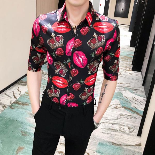 men's casual shirts summer short sleeve 2021 slim fit hawaiian shirt streetwear social nightclub blusa red lips retro men, White;black
men's casual shirts summer short sleeve 2021 slim fit hawaiian shirt streetwear social nightclub blusa red lips retro men, White;black