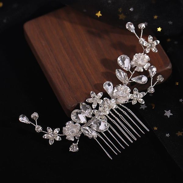 hair clips & barrettes silver color crystal flower comb accessories for women wedding decoration, Golden;silver
hair clips & barrettes silver color crystal flower comb accessories for women wedding decoration, Golden;silver