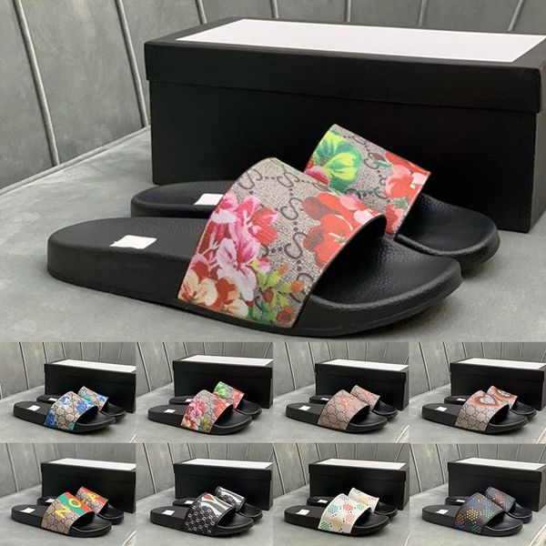 g shoes preferential 2021 fashion slide sandals slippers for men women with original box designer beach flip flops slipper quality size e xa, Black
g shoes preferential 2021 fashion slide sandals slippers for men women with original box designer beach flip flops slipper quality size e xa, Black