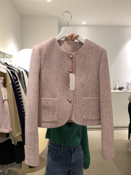 women's vests 2021 autumn fashion small fragrance style buttoned short women long-sleeved tweed jacket, Black;white
women's vests 2021 autumn fashion small fragrance style buttoned short women long-sleeved tweed jacket, Black;white