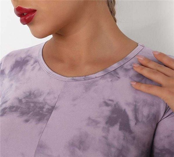 women's t-shirt tie-dye print seamless sport shirts nude elastic fabric workout fitness jogging long sleeve iem6, White
women's t-shirt tie-dye print seamless sport shirts nude elastic fabric workout fitness jogging long sleeve iem6, White