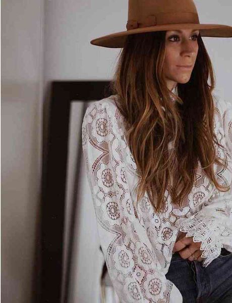 ayualin lady white lace women shirt blouse long sleeve see through blusa vintage transparent casual boho
ayualin lady white lace women shirt blouse long sleeve see through blusa vintage transparent casual boho