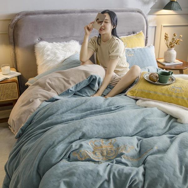 bedding sets bedroom four-piece bed linen winter cotton embroidered jacquard warm quilt cover fashionable and simple family el set
bedding sets bedroom four-piece bed linen winter cotton embroidered jacquard warm quilt cover fashionable and simple family el set