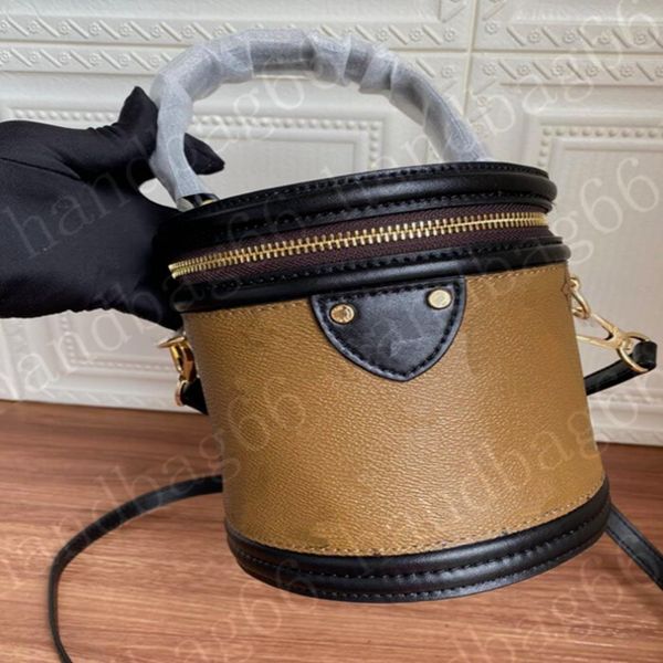 luxurys designers totes single shoulder crossbody bag bucket handbags fashion women's bags old flower purses women brand letter genuine
luxurys designers totes single shoulder crossbody bag bucket handbags fashion women's bags old flower purses women brand letter genuine
