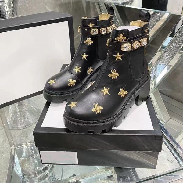 women designer boots cowhide leather desert boot flamingos love arrow winter shoes luxury with logo large size, Black
women designer boots cowhide leather desert boot flamingos love arrow winter shoes luxury with logo large size, Black
