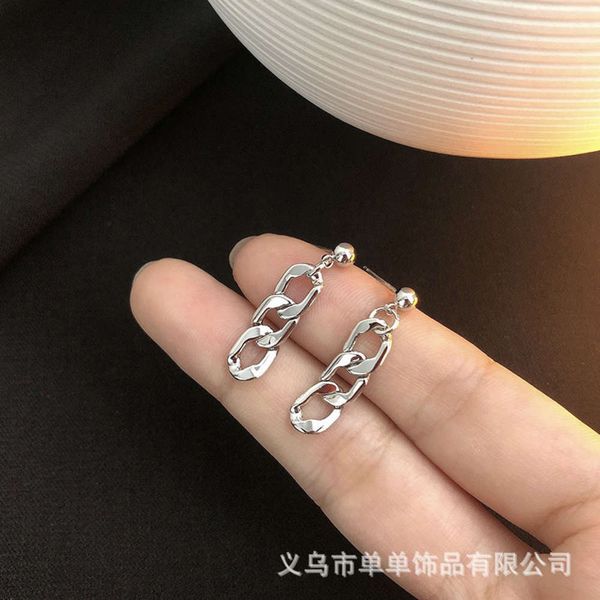 new stainless chain s925 silver needle women's titanium steel simple cold wind earrings gift, Black
new stainless chain s925 silver needle women's titanium steel simple cold wind earrings gift, Black