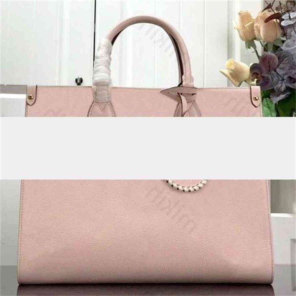 storage baagwomens tote fashion bag classic style lady bags gradient letter printing design large capacity 33cm handbag pursegg bag
storage baagwomens tote fashion bag classic style lady bags gradient letter printing design large capacity 33cm handbag pursegg bag