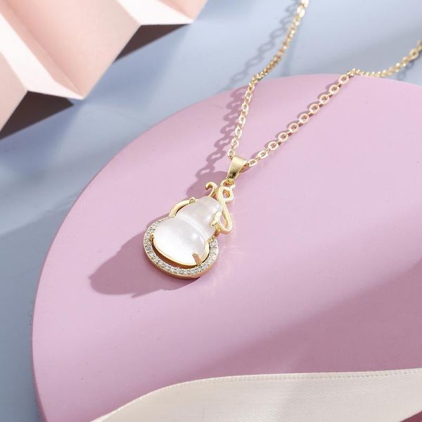 chokers fashion boho opal gourd pendant necklace woman 2021 gold chain clavicle lucky female luxury jewelry gift, Golden;silver 
chokers fashion boho opal gourd pendant necklace woman 2021 gold chain clavicle lucky female luxury jewelry gift, Golden;silver