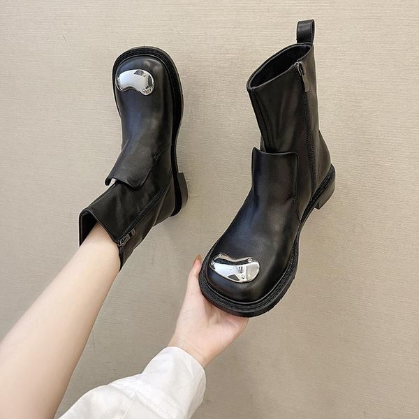 boots 2021 woman short autumn winter warm genuine leather office shoes metal decoration classic design, Black
boots 2021 woman short autumn winter warm genuine leather office shoes metal decoration classic design, Black