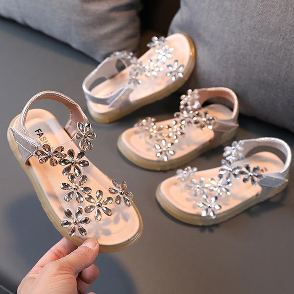 sandals 2021 summer girls crystal flower shoes baby soft soled leather dancing non-slip for children casual beach, Black;red
sandals 2021 summer girls crystal flower shoes baby soft soled leather dancing non-slip for children casual beach, Black;red