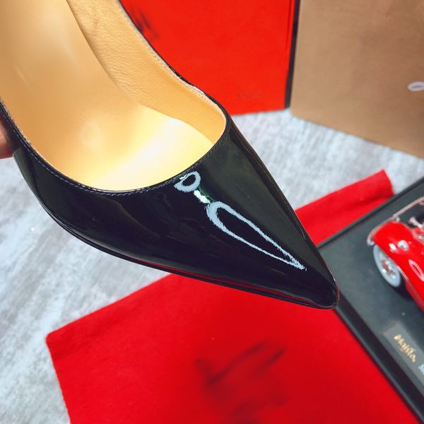 2021 good quality fashion women luxurys designers shoes designer sandals womens luxury high heels sandal dress shoess with box size 35-41 -n, Black
2021 good quality fashion women luxurys designers shoes designer sandals womens luxury high heels sandal dress shoess with box size 35-41 -n, Black