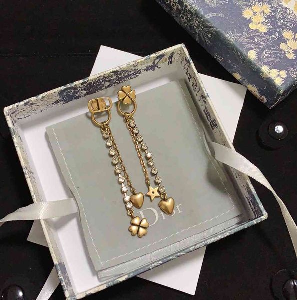 2021 luxury designer jewelry earrings temperament earrings star love long tassel letter asymmetric, Silver
2021 luxury designer jewelry earrings temperament earrings star love long tassel letter asymmetric, Silver
