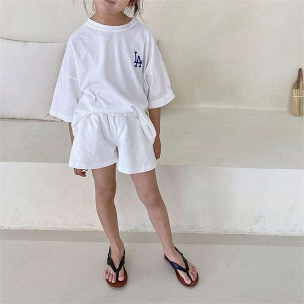 2021 children's summer new simple letter loose shoulder boys and girls' shorts leisure sports suit 3, Gray
2021 children's summer new simple letter loose shoulder boys and girls' shorts leisure sports suit 3, Gray